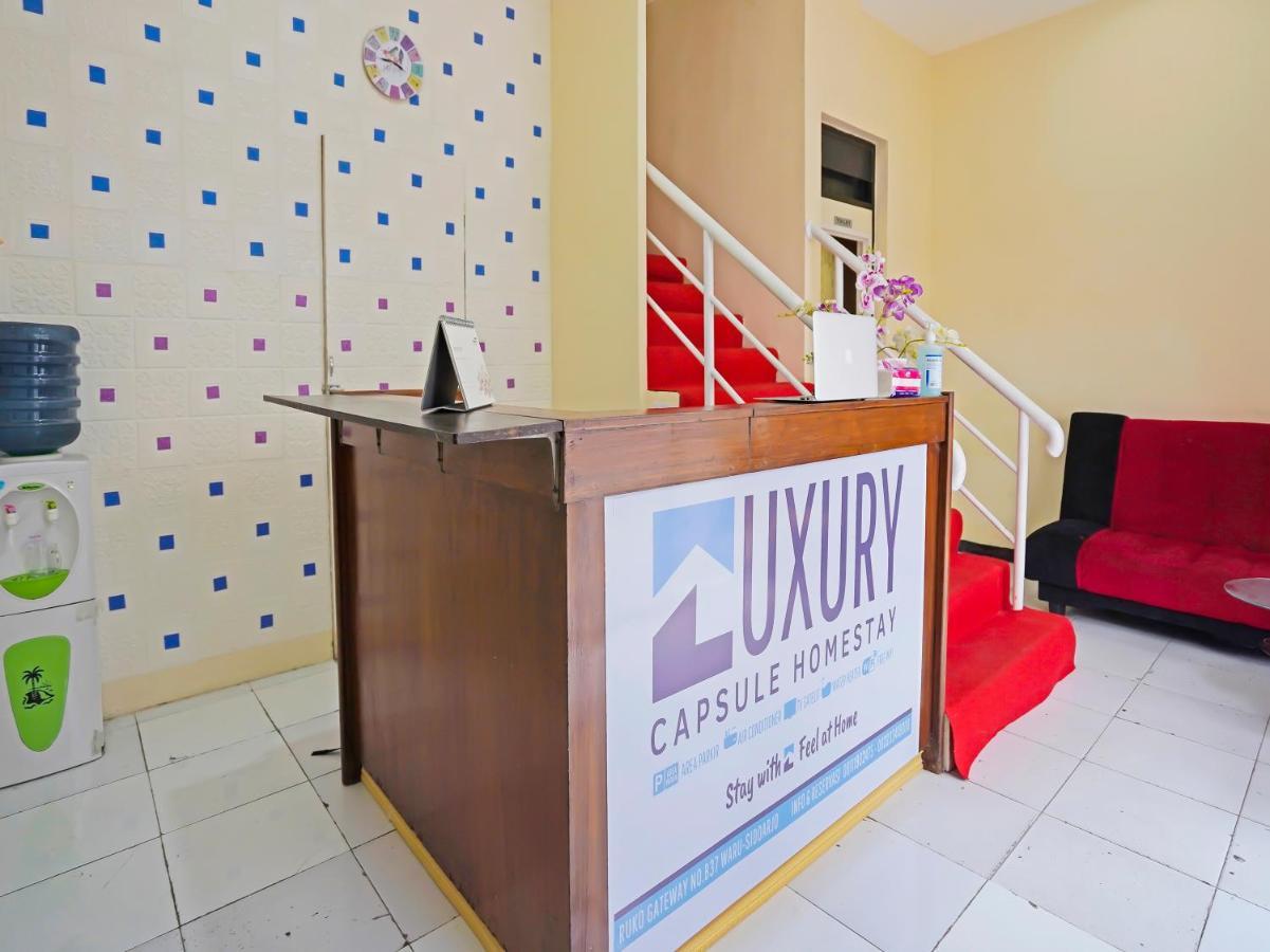 Oyo 91727 Luxury Homestay Sidoarjo Gedangan Exterior foto