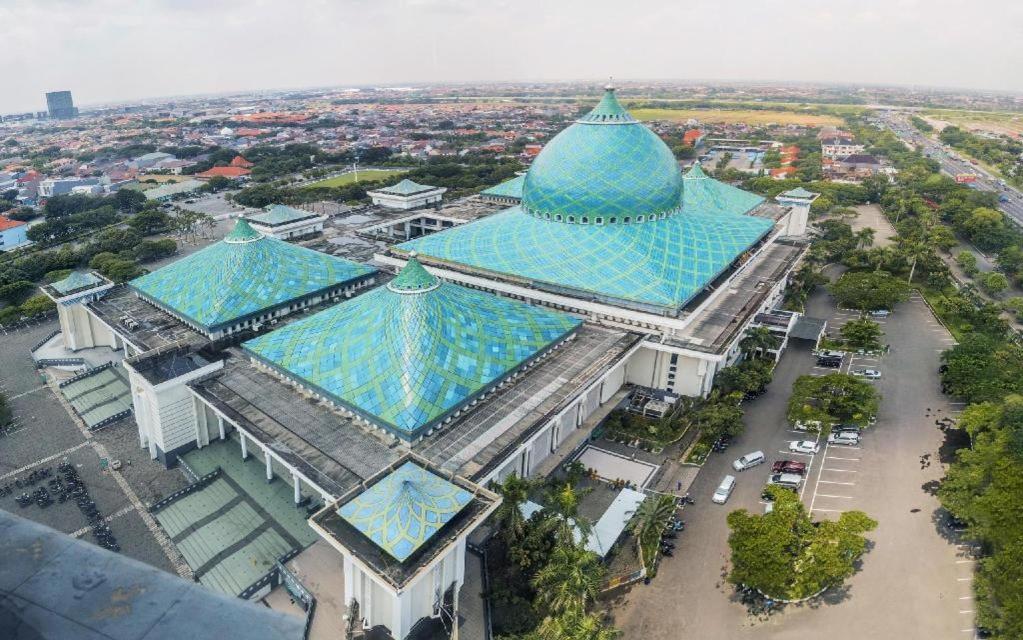 Oyo 91727 Luxury Homestay Sidoarjo Gedangan Exterior foto